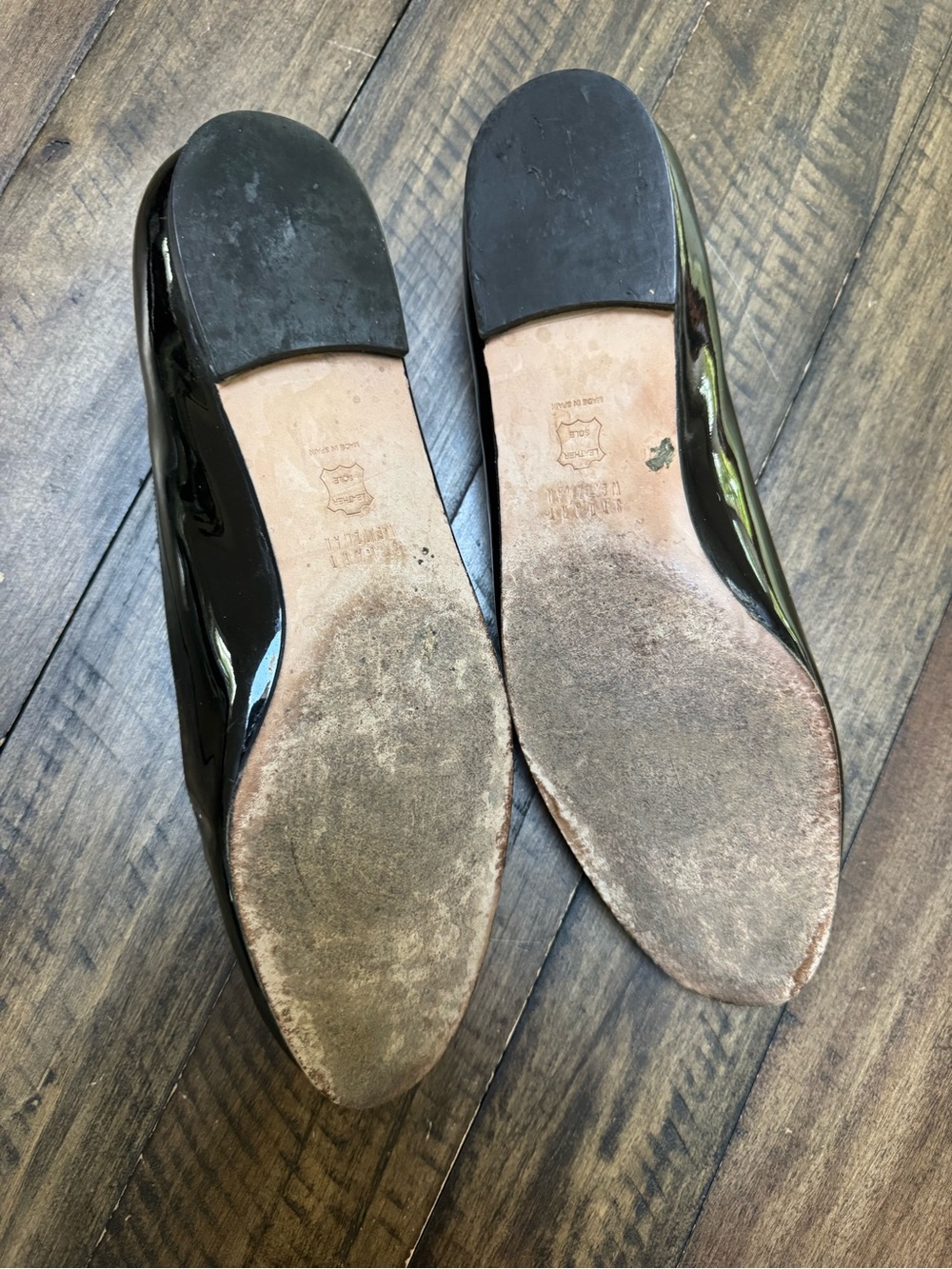 Stuart Weitzman | Theatre Mask Patent Leather Loafer Flats - Picture 9 of 10